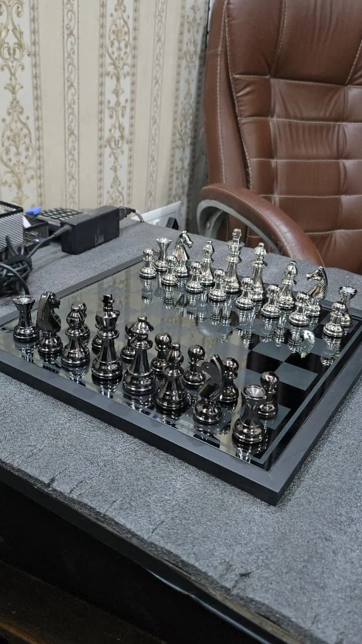 Aluminum Chess Design 1