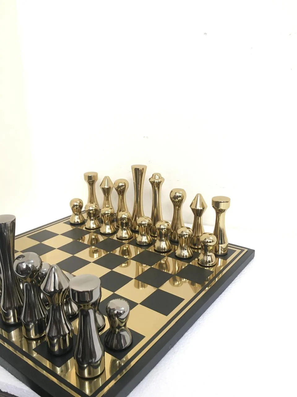 Aluminium Chess Set Design 9